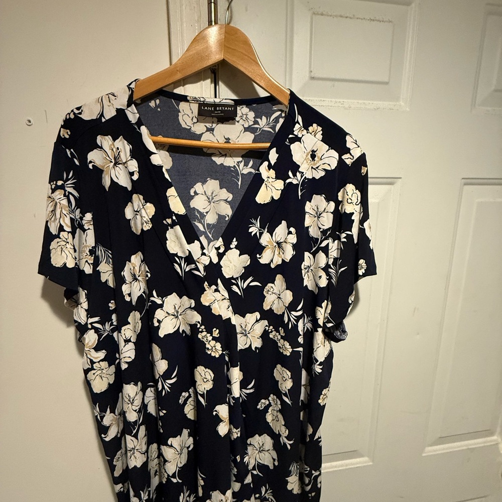 Lane Bryant Floral V-Neck top